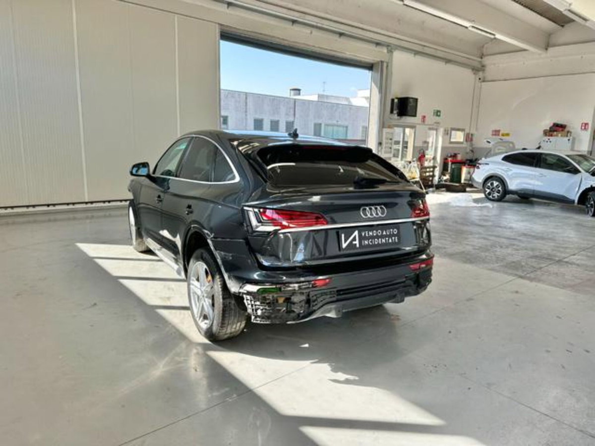 Audi Q5 40 TDI 204 CV quattro S tronic Business (5)