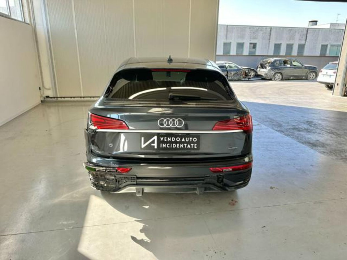 Audi Q5 40 TDI 204 CV quattro S tronic Business (6)