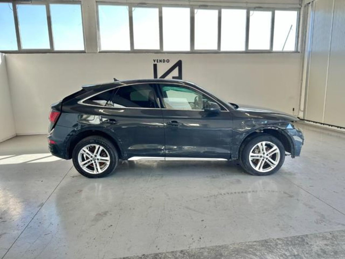 Audi Q5 40 TDI 204 CV quattro S tronic Business (8)