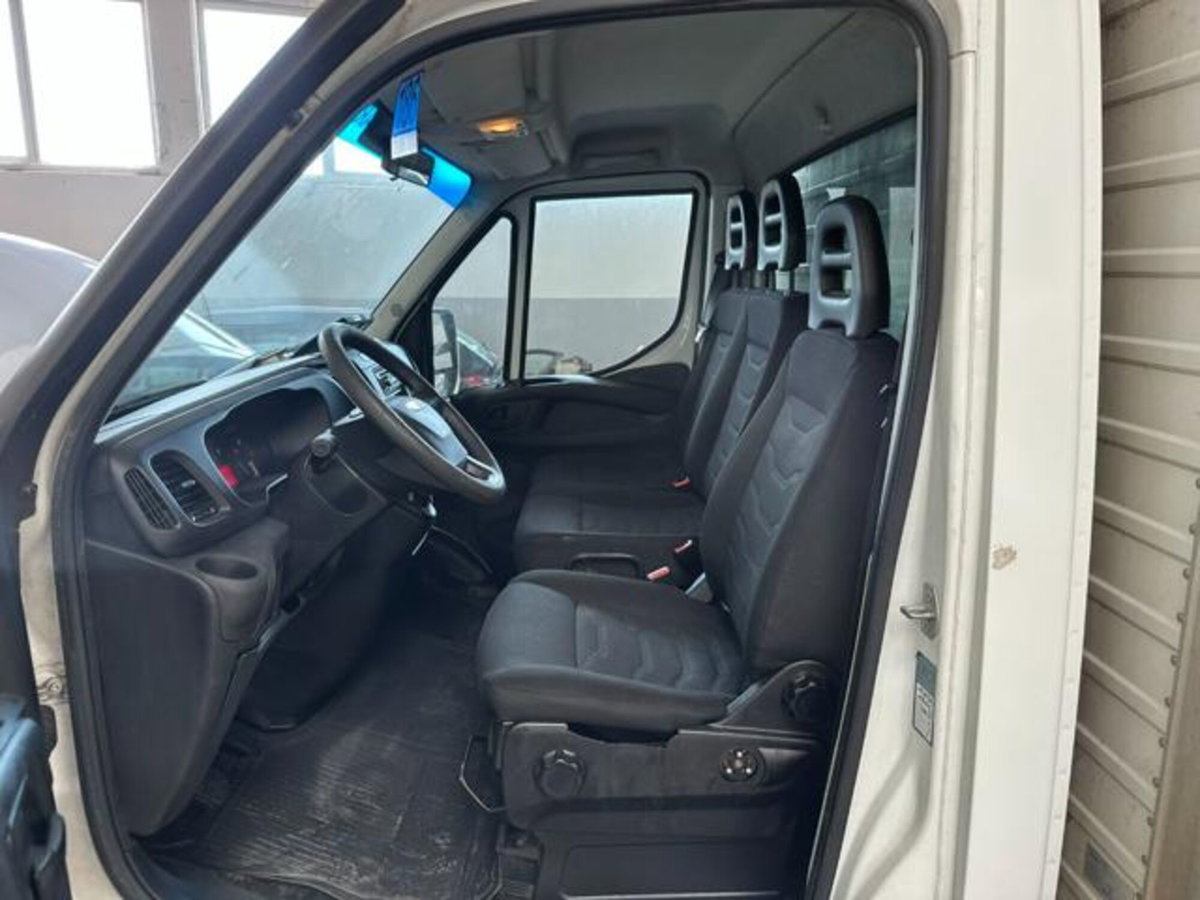 Iveco Daily Telaio 35S12 2.3 HPT PL Cabinato (10)