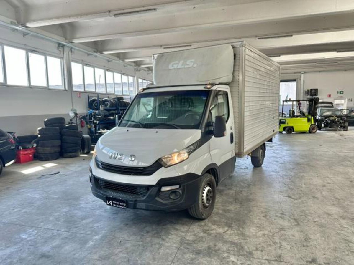 Iveco Daily Telaio 35S12 2.3 HPT PL Cabinato (3)