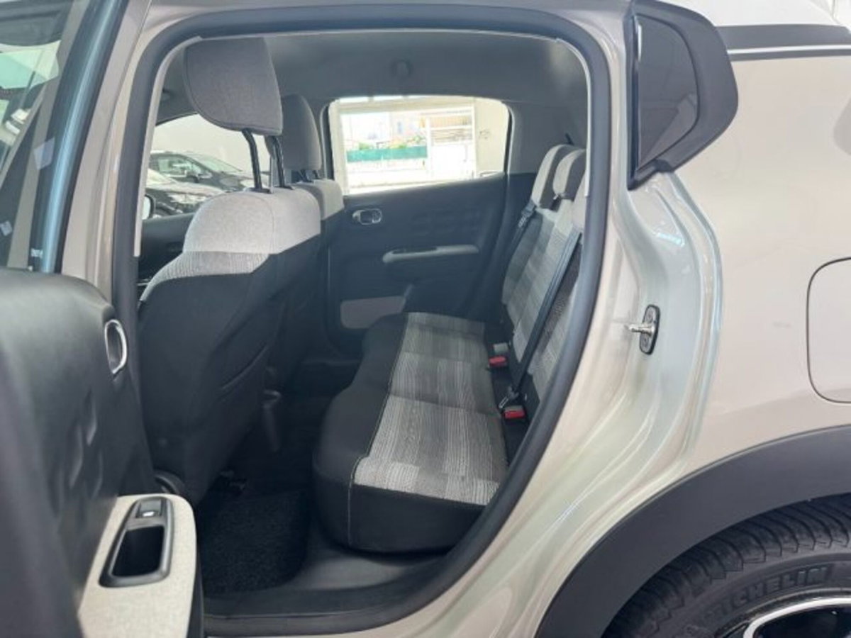 Citroen C3 BlueHDi 100 S&S Shine (13)
