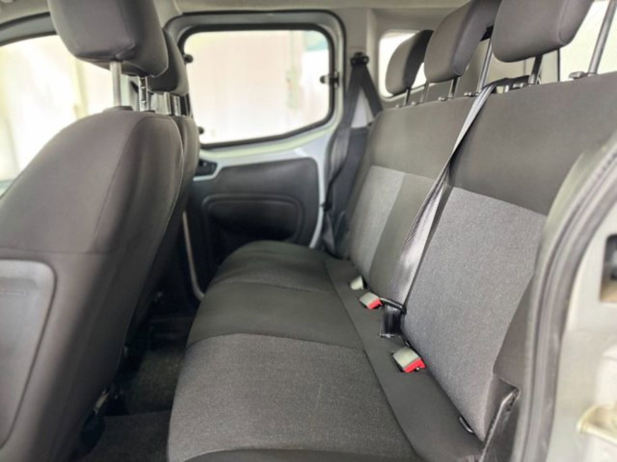 Fiat Qubo 1.3 MJT 80 CV Lounge (14)