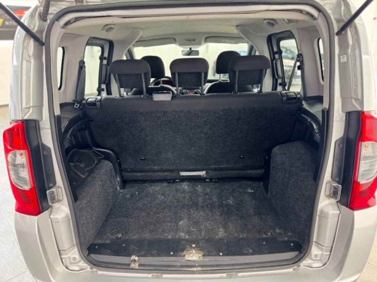 Fiat Qubo 1.3 MJT 80 CV Lounge (16)
