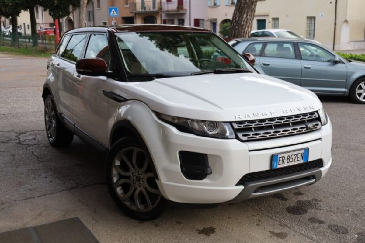 Land Rover Range Rover Evoque 2.2 Sd4 5p. Pure (13)