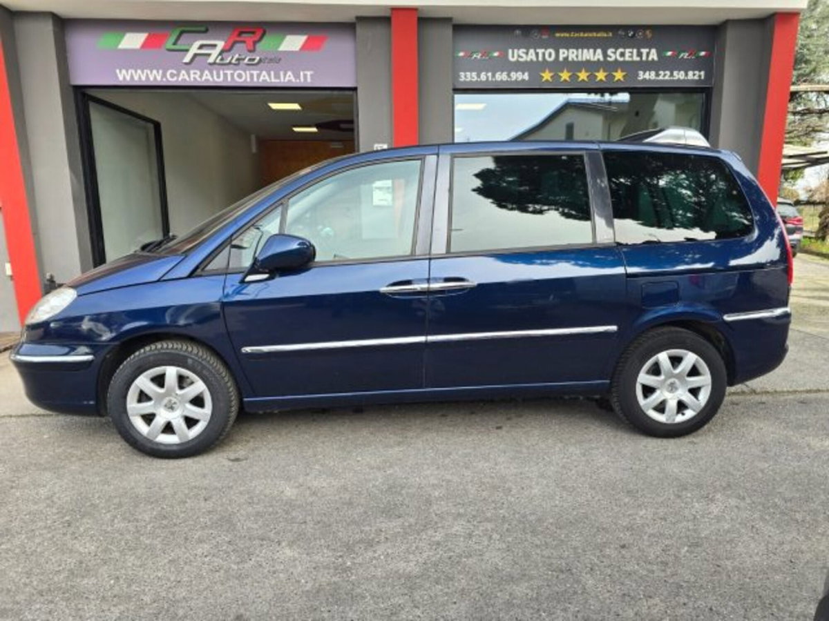 Peugeot 807 HDi 163CV ST (16)