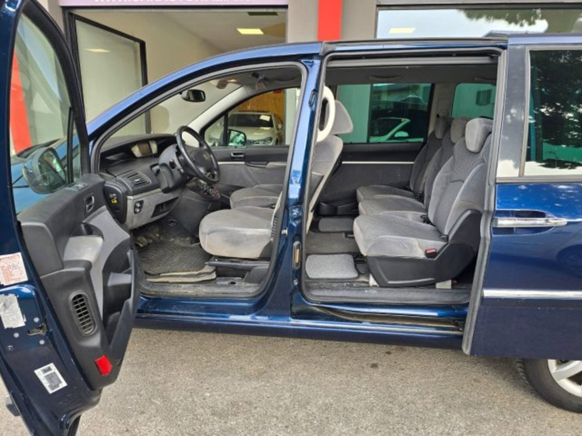 Peugeot 807 HDi 163CV ST (18)