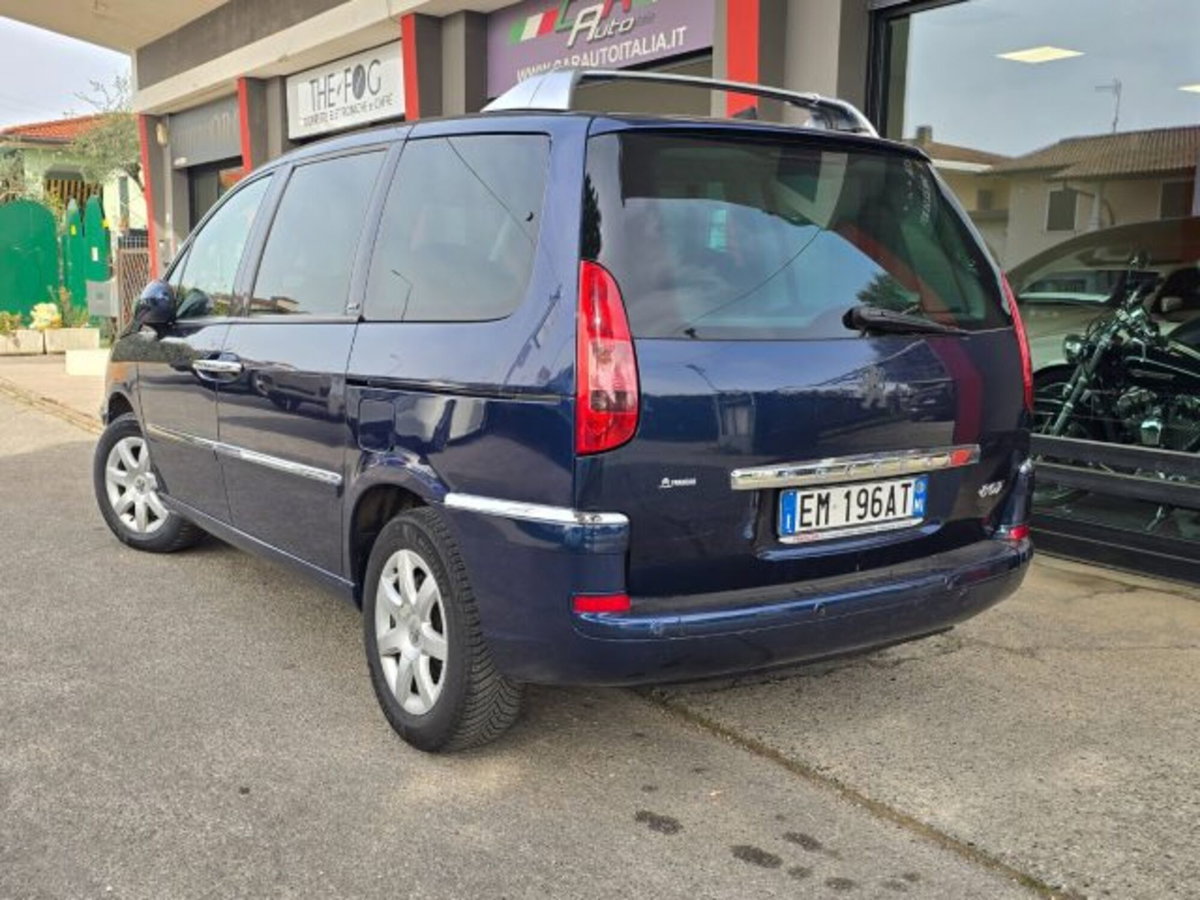 Peugeot 807 HDi 163CV ST (7)