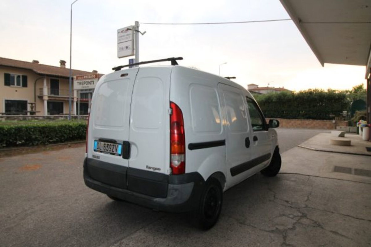 Renault Kangoo 1.5 dCi/60CV 3p. Confort Express (3)