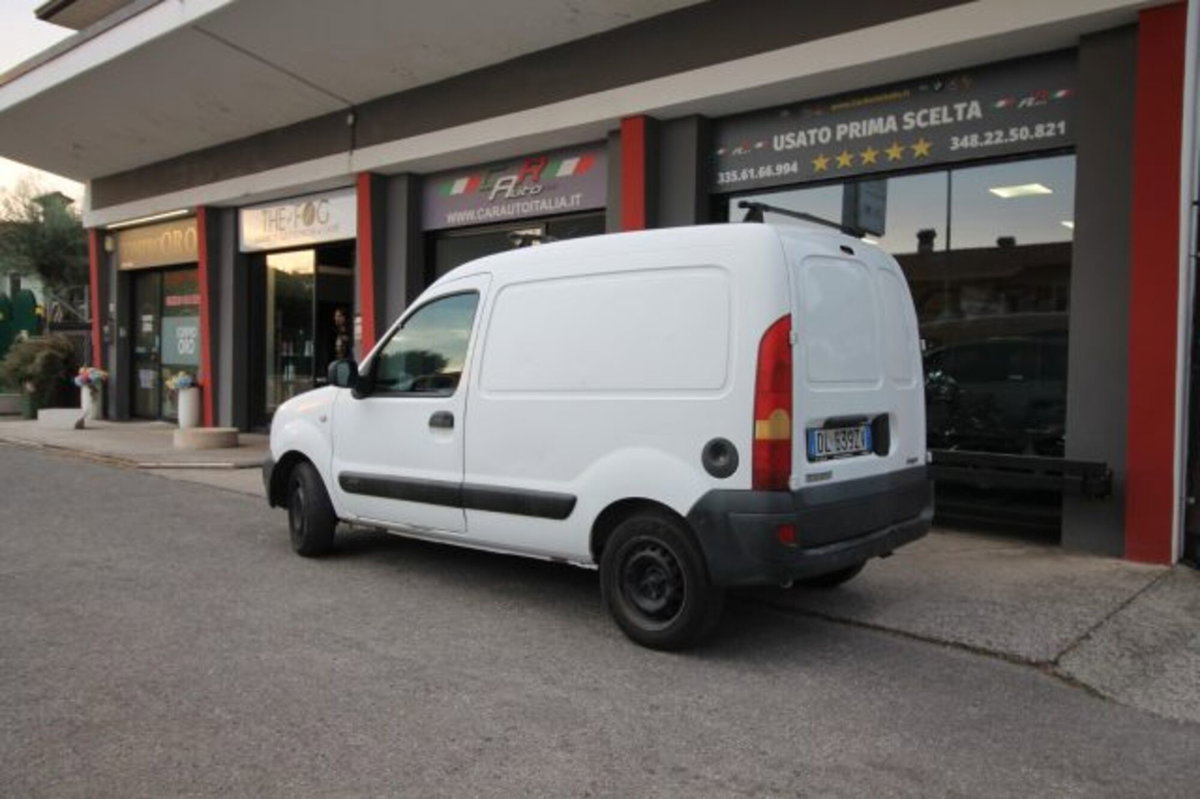 Renault Kangoo 1.5 dCi/60CV 3p. Confort Express (4)