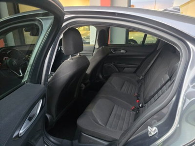 Alfa Romeo Giulia 2.2 Turbodiesel 150 CV AT8 Super (9)