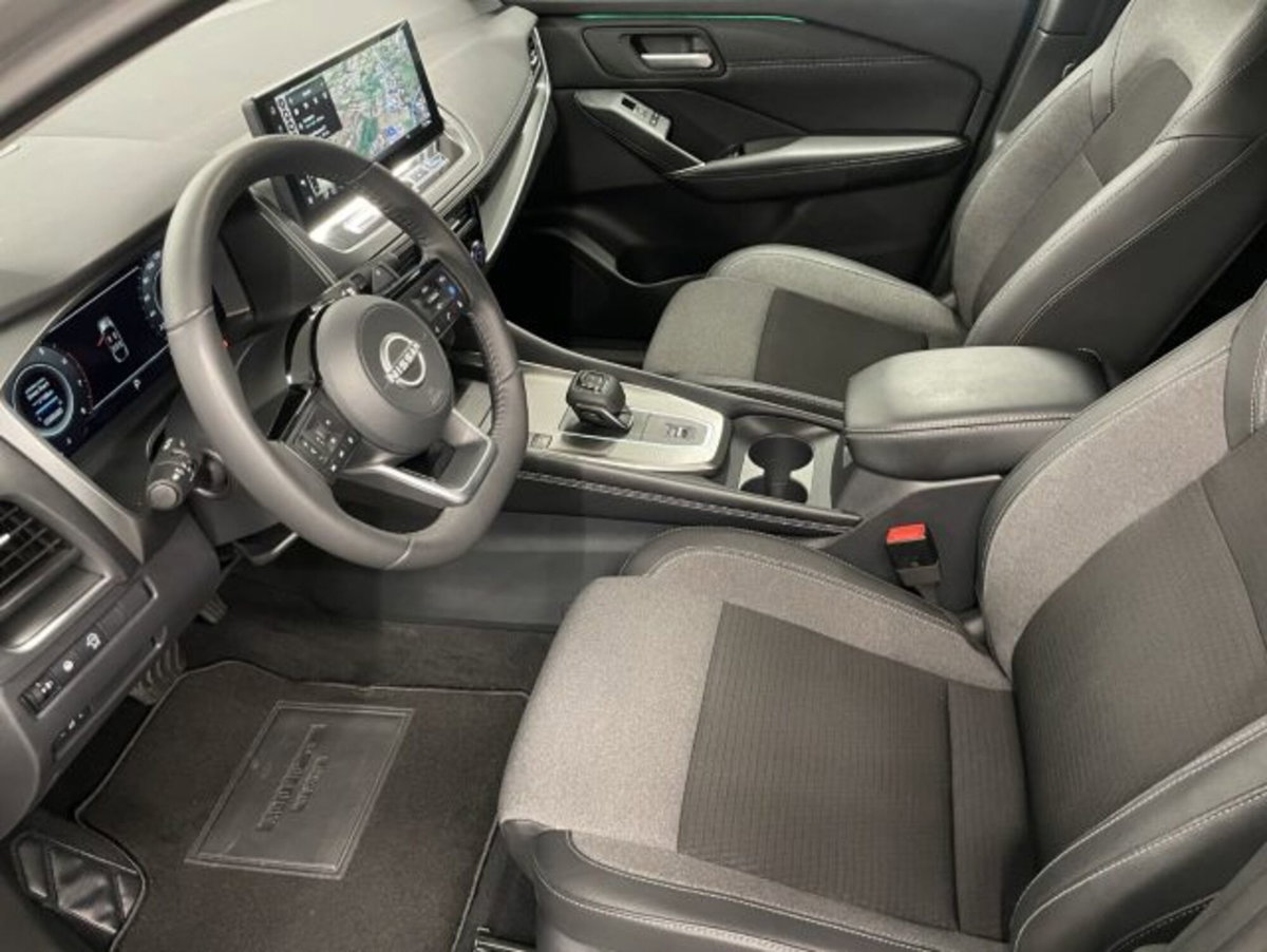 Nissan Qashqai 1.3 mhev N-Connecta 2wd 158cv (10)