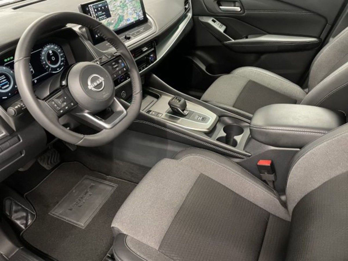 Nissan Qashqai 1.3 mhev N-Connecta 2wd 158cv (11)