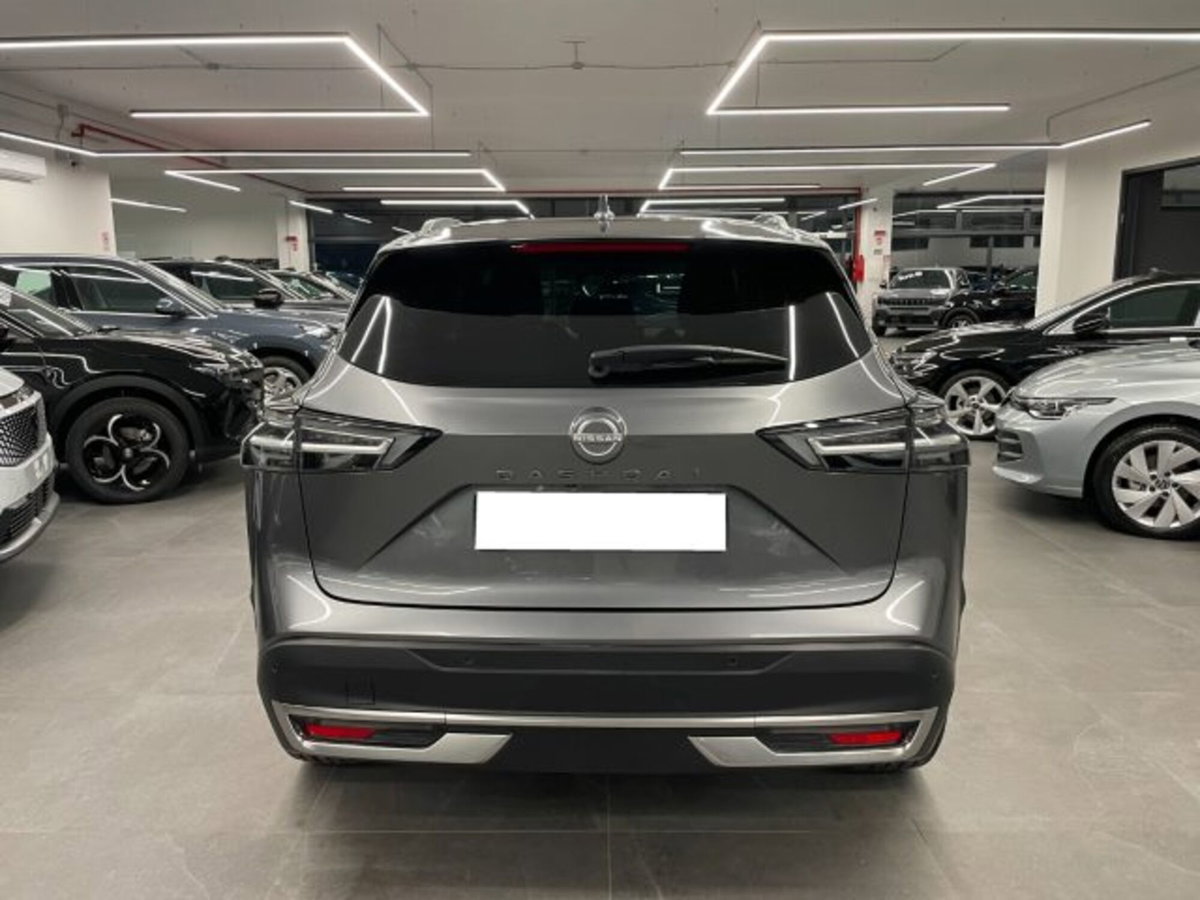 Nissan Qashqai 1.3 mhev N-Connecta 2wd 158cv (5)