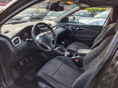 Nissan Qashqai 1.5 dCi Tekna (10)