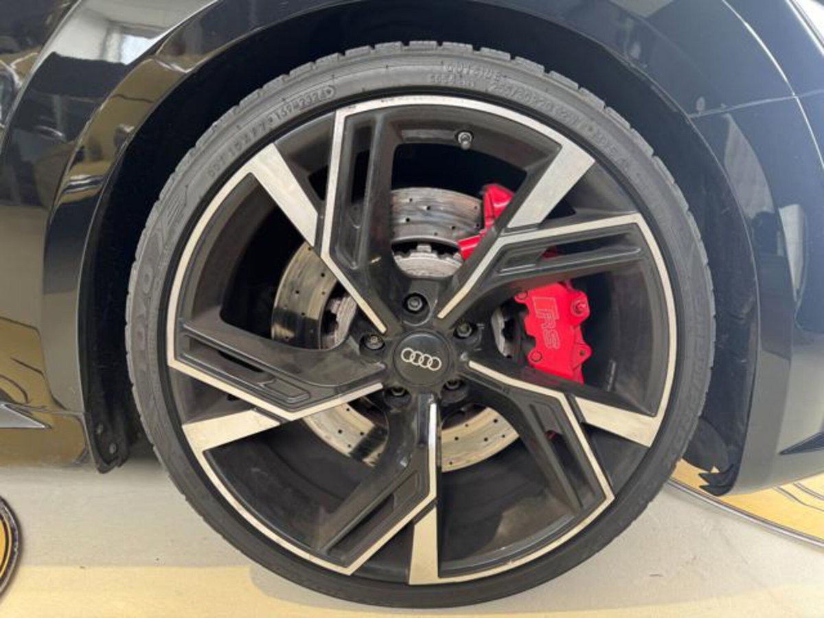 Audi TT RS Coupé 2.5 TFSI quattro S tronic (10)