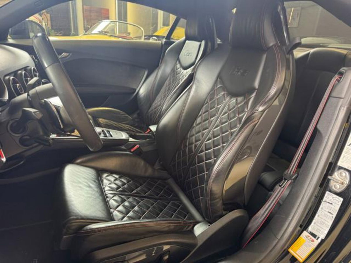 Audi TT RS Coupé 2.5 TFSI quattro S tronic (8)