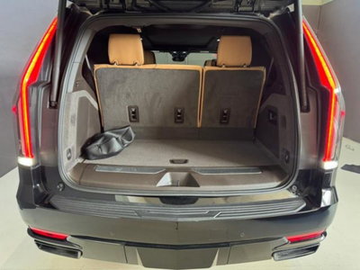 Cadillac Escalade Escalade 3.0L TD I6 AT AWD Sport ESV (17)