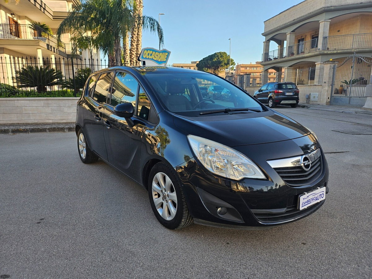 Opel Meriva 1.3 CDTI 95CV ecoFLEStart&Stop Cosmo (4)