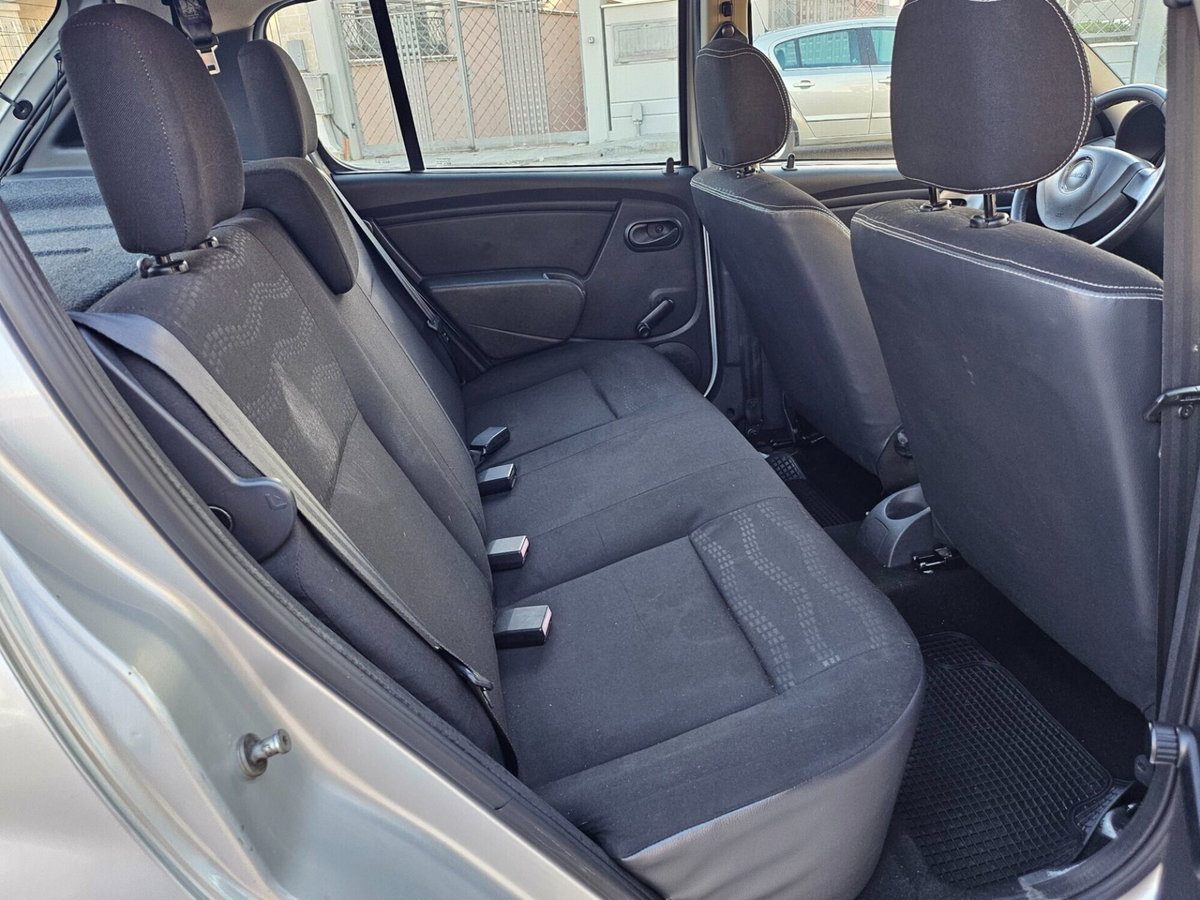 Dacia Sandero Stepway 1.5 dCi 70CV (15)