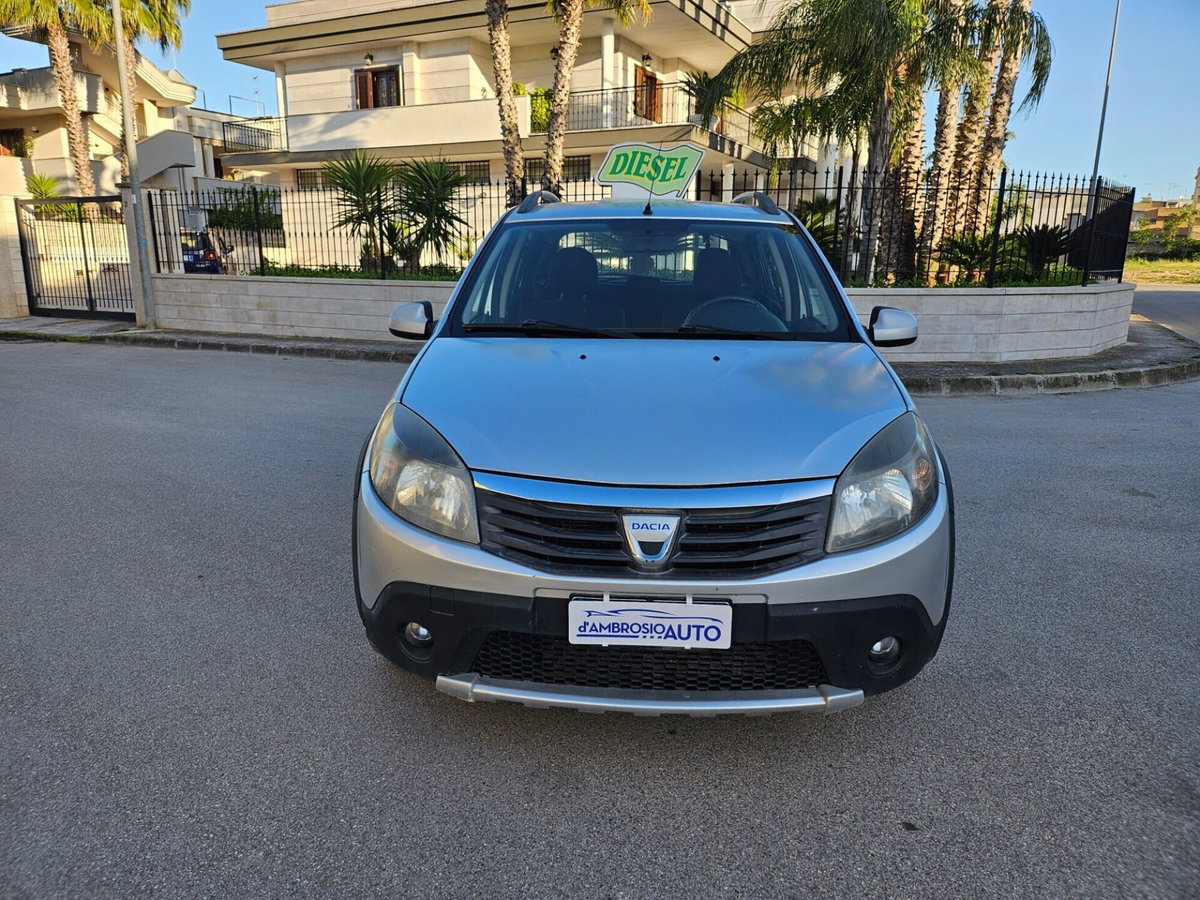 Dacia Sandero Stepway 1.5 dCi 70CV (2)