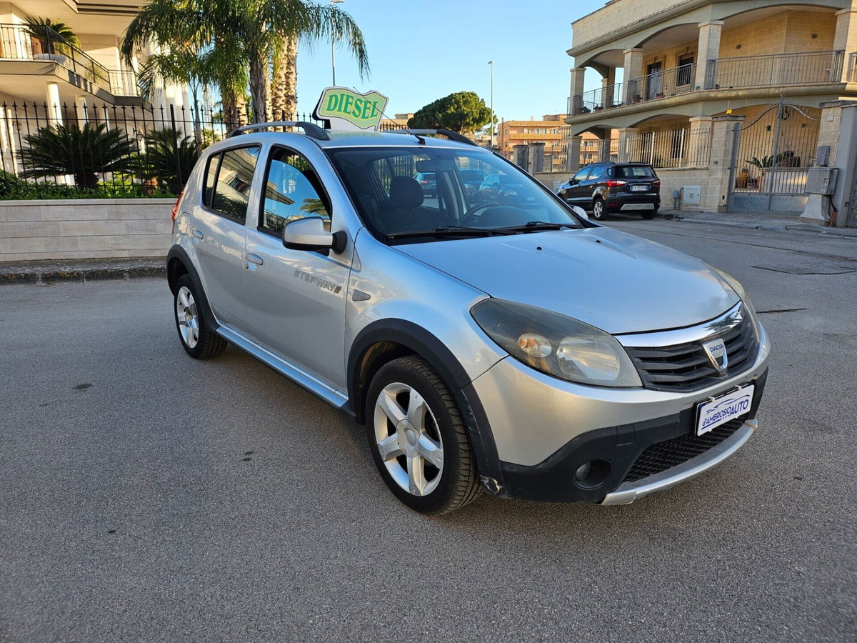 Dacia Sandero Stepway 1.5 dCi 70CV (3)