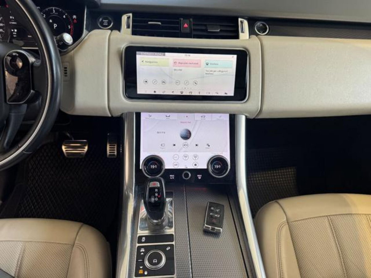 Land Rover Range Rover Sport 3.0 SDV6 249 CV HSE Dynamic (11)