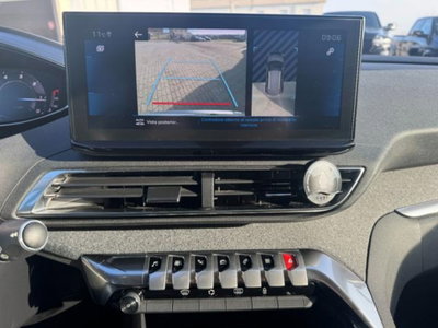 Peugeot 3008 BlueHDi 130 S&S EAT8 GT Line (10)