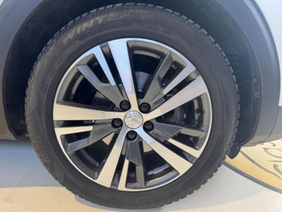 Peugeot 3008 BlueHDi 130 S&S EAT8 GT Line (12)