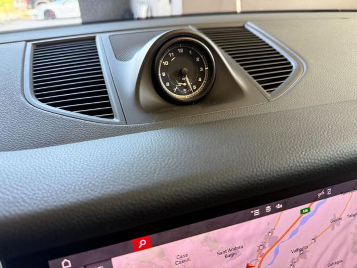 Porsche Macan 2.0 265cv pdk (10)