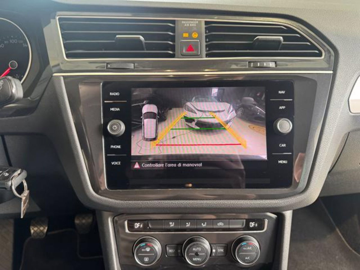 Volkswagen Tiguan 1.4 TSI Business BlueMotion Technology (8)