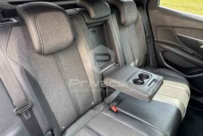 Peugeot 3008 BlueHDi 150 S&S GT Line (15)