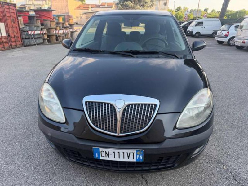 Lancia Ypsilon 16V Platino