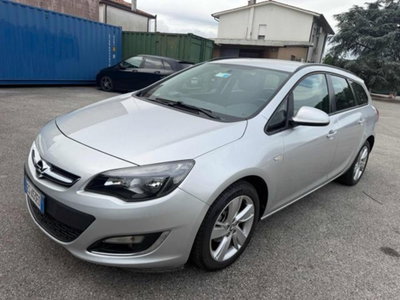 Opel Astra Station Wagon 1.4 100CV Sports Cosmo (6)