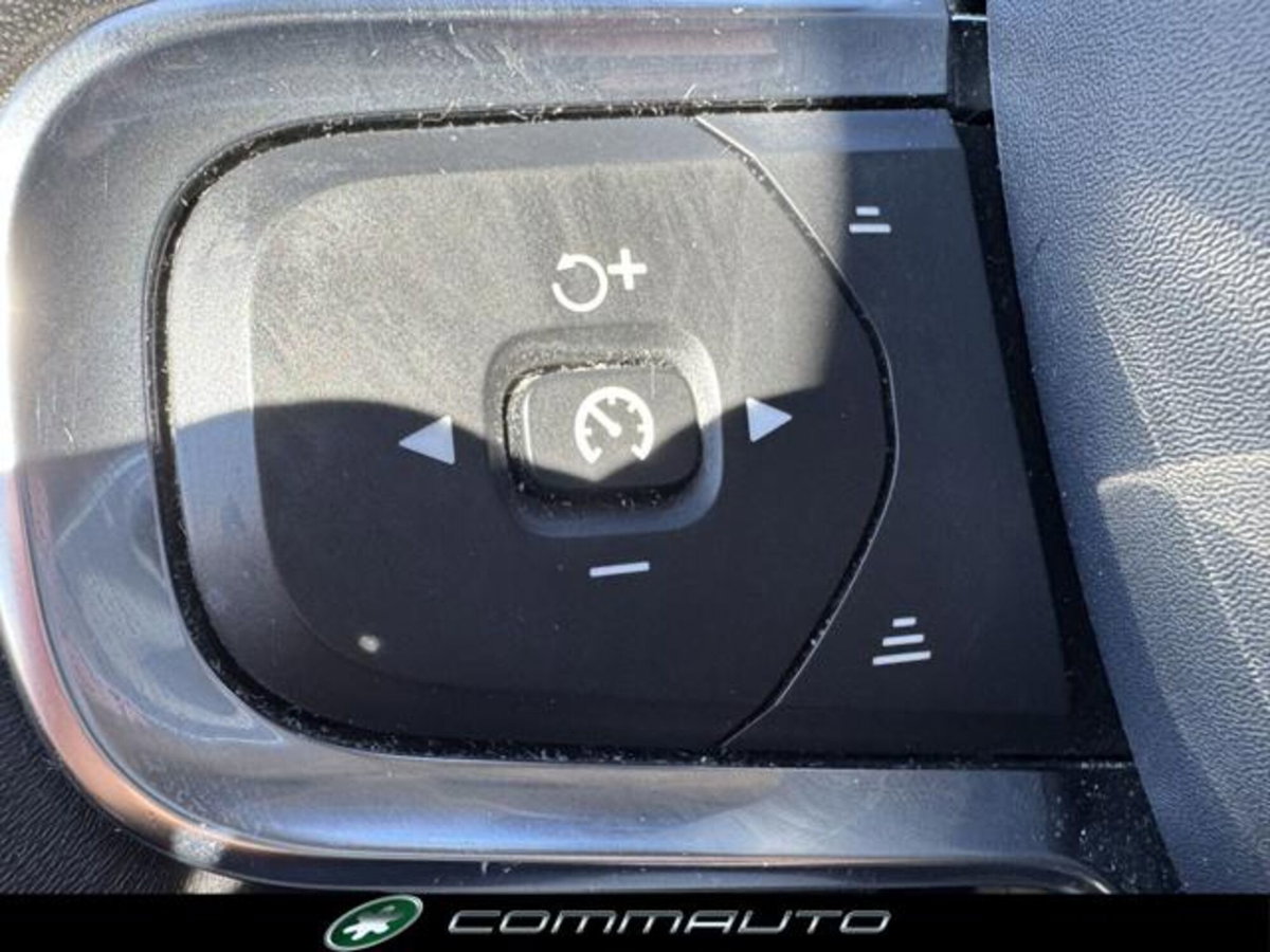 Volvo XC40 D3 Geartronic Inscription (15)
