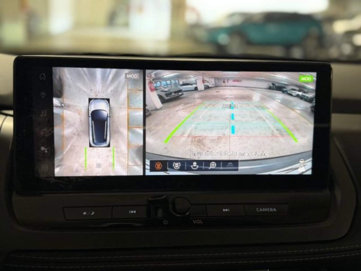 Nissan Qashqai 1.3 mhev N-Connecta 2wd 140cv (13)