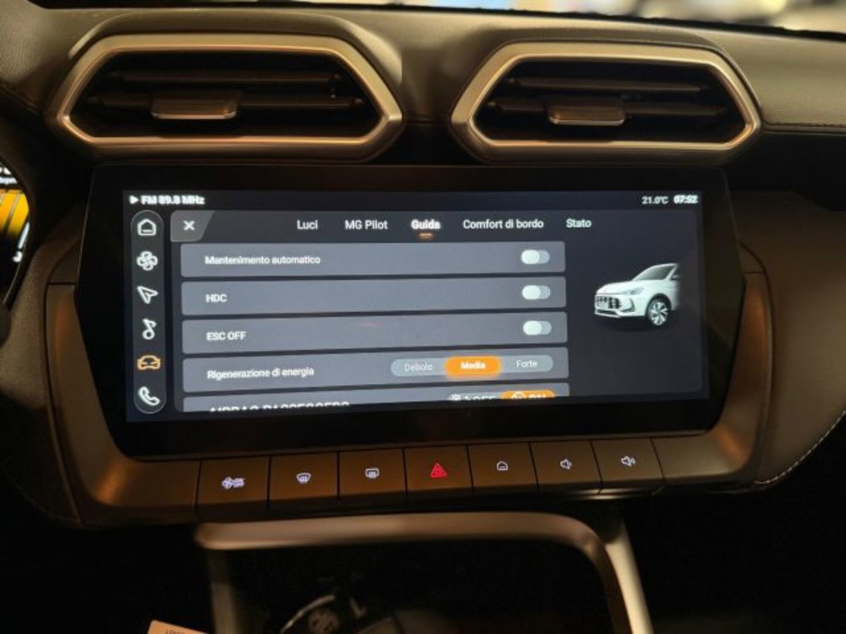 Mg ZS ZS 1.5 Luxury (12)