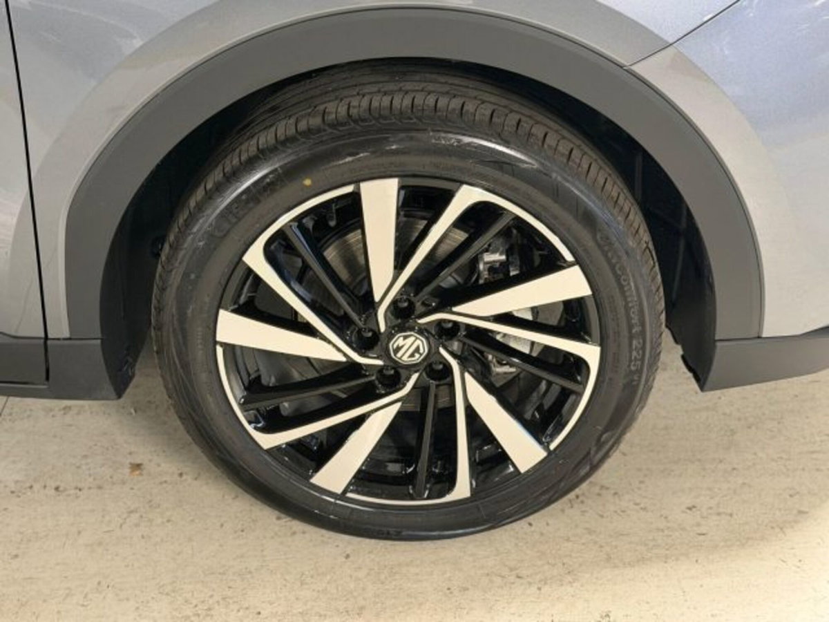 Mg ZS ZS 1.5 Luxury (14)