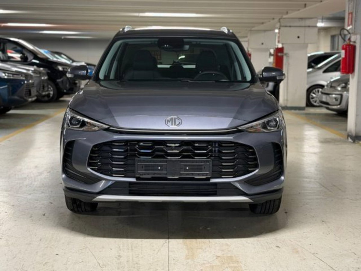 Mg ZS ZS 1.5 Luxury (2)