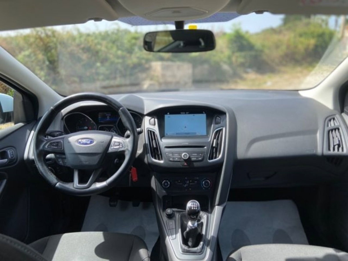Ford Focus Station Wagon 1.5 TDCi 120 CV Start&Stop SW Business (12)
