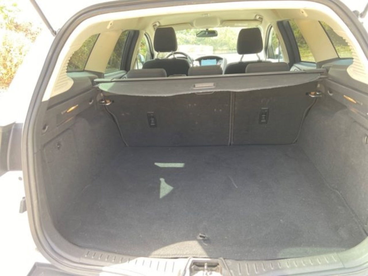 Ford Focus Station Wagon 1.5 TDCi 120 CV Start&Stop SW Business (17)