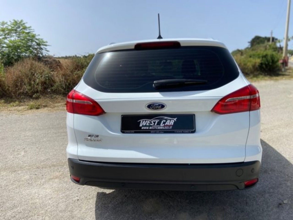 Ford Focus Station Wagon 1.5 TDCi 120 CV Start&Stop SW Business (7)