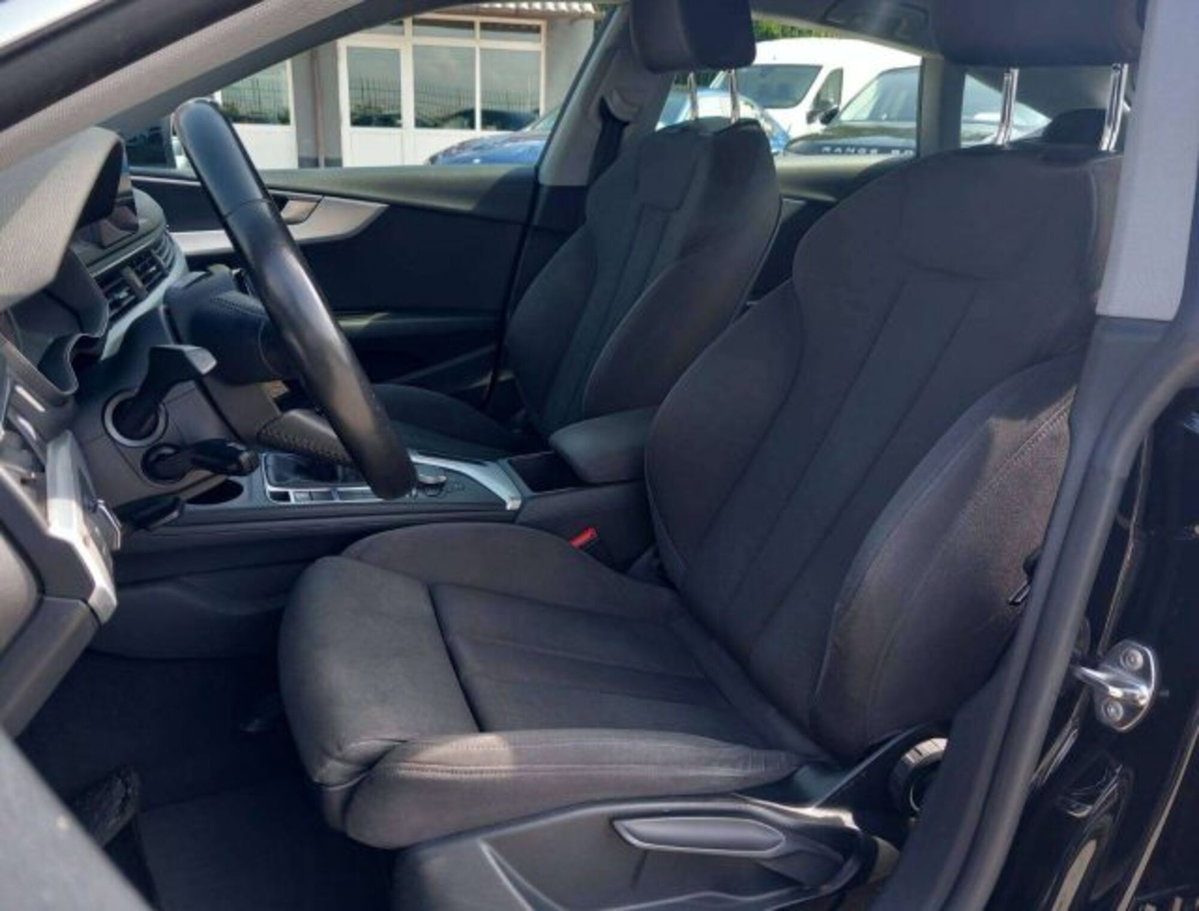 Audi A5 Sportback 2.0 TDI 190 CV Business (9)