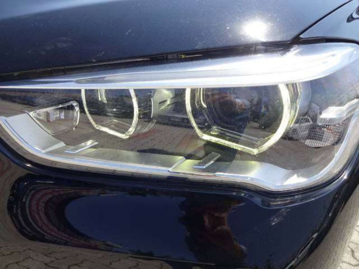 BMW X1 sDrive18i Advantage (13)