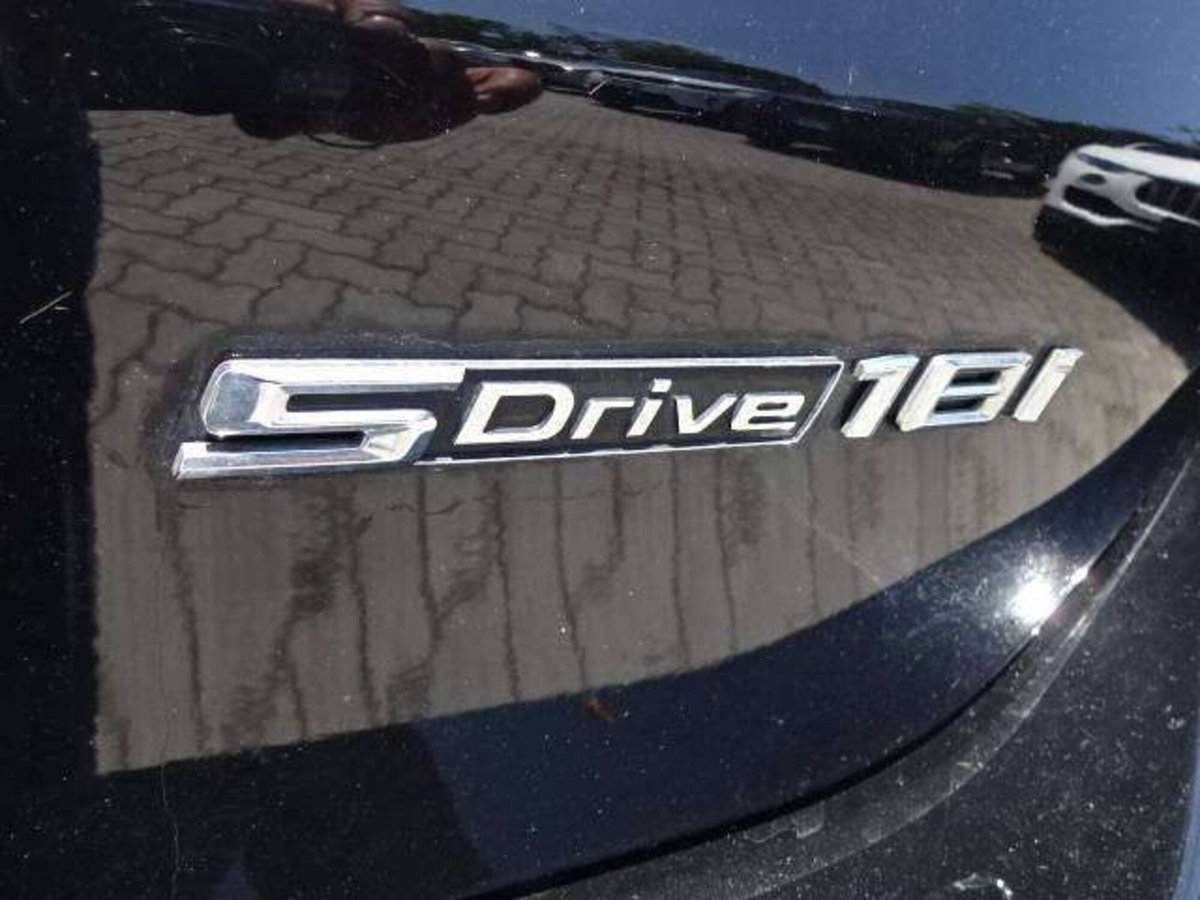 BMW X1 sDrive18i Advantage (15)