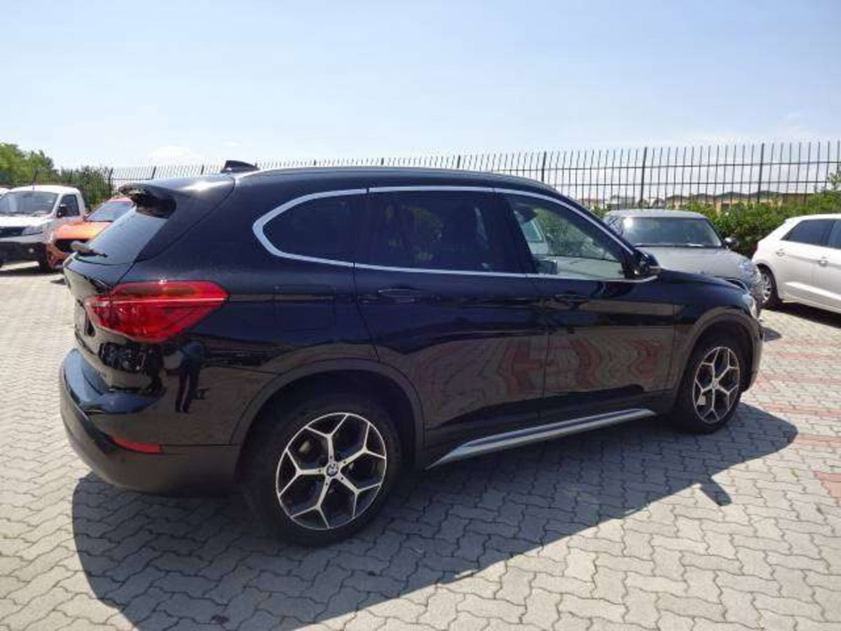 BMW X1 sDrive18i Advantage (4)