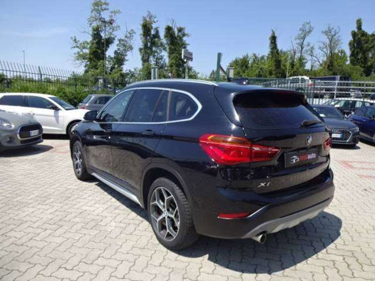 BMW X1 sDrive18i Advantage (6)