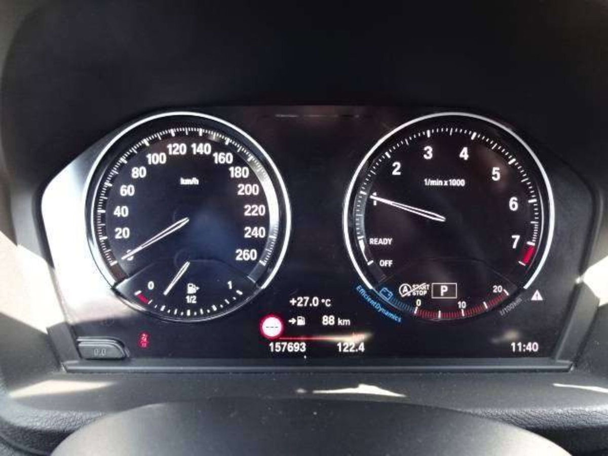 BMW X1 sDrive18i Advantage (9)