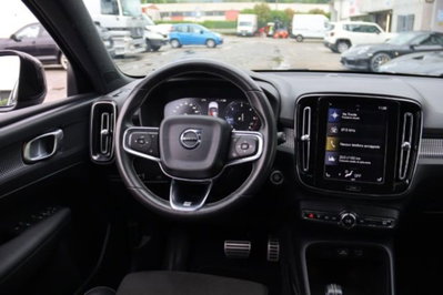 Volvo XC40 D3 AWD Geartronic R-design (13)