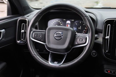 Volvo XC40 D3 AWD Geartronic R-design (18)